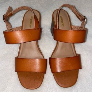Women’s heel sandals